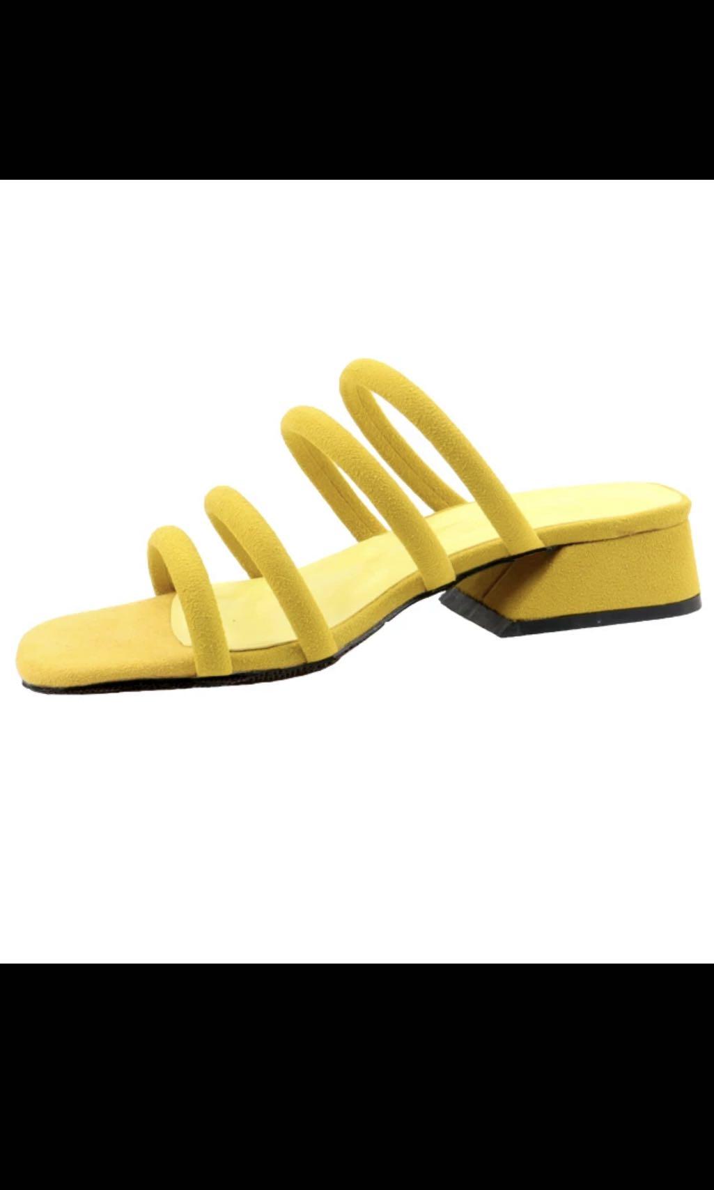 suede sandals in summer