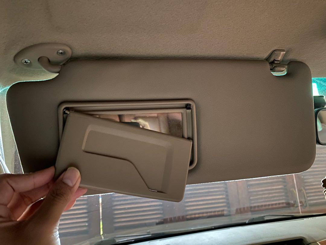 Sun visor hotsell fortuner 2010