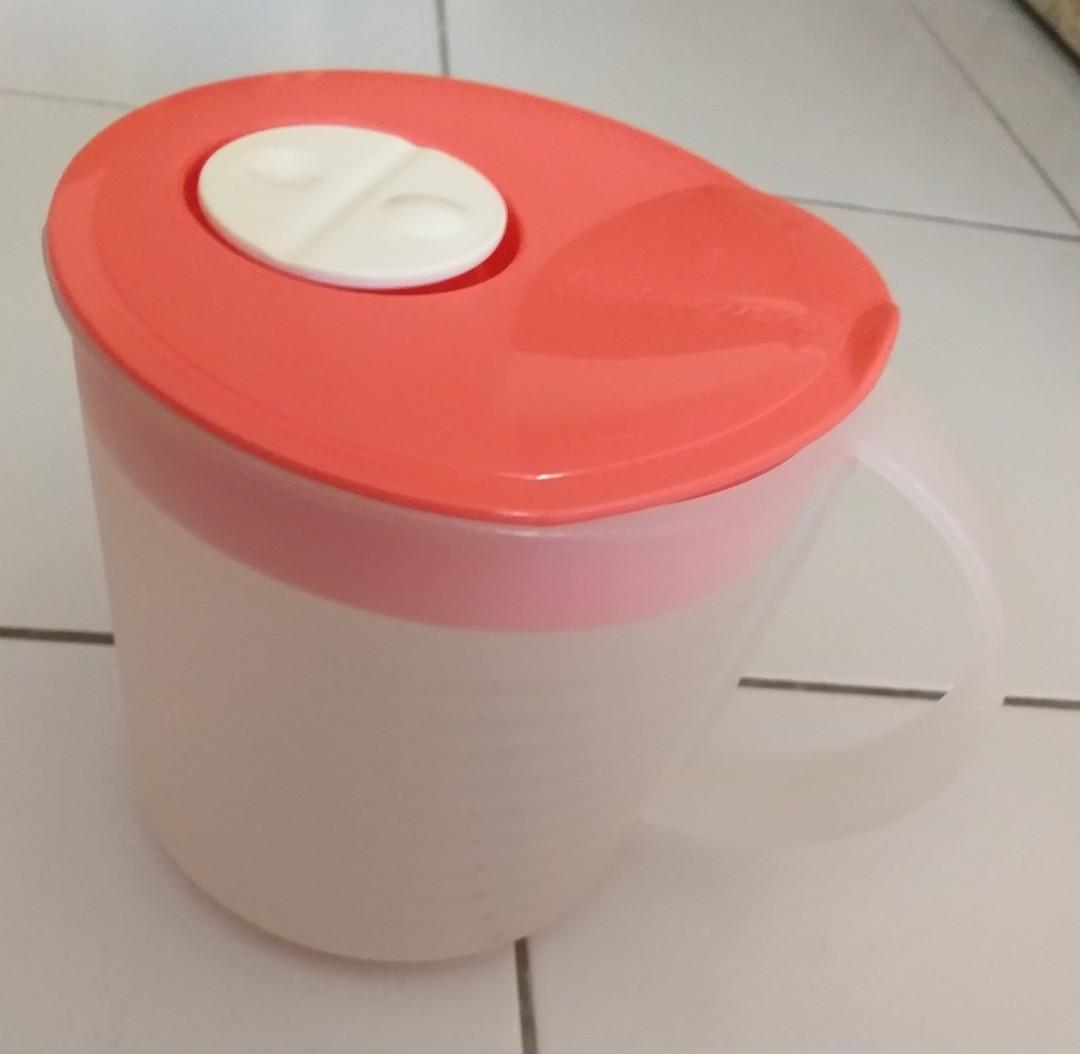 Tupperware crystal wave pitcher measure mix microwave pour store