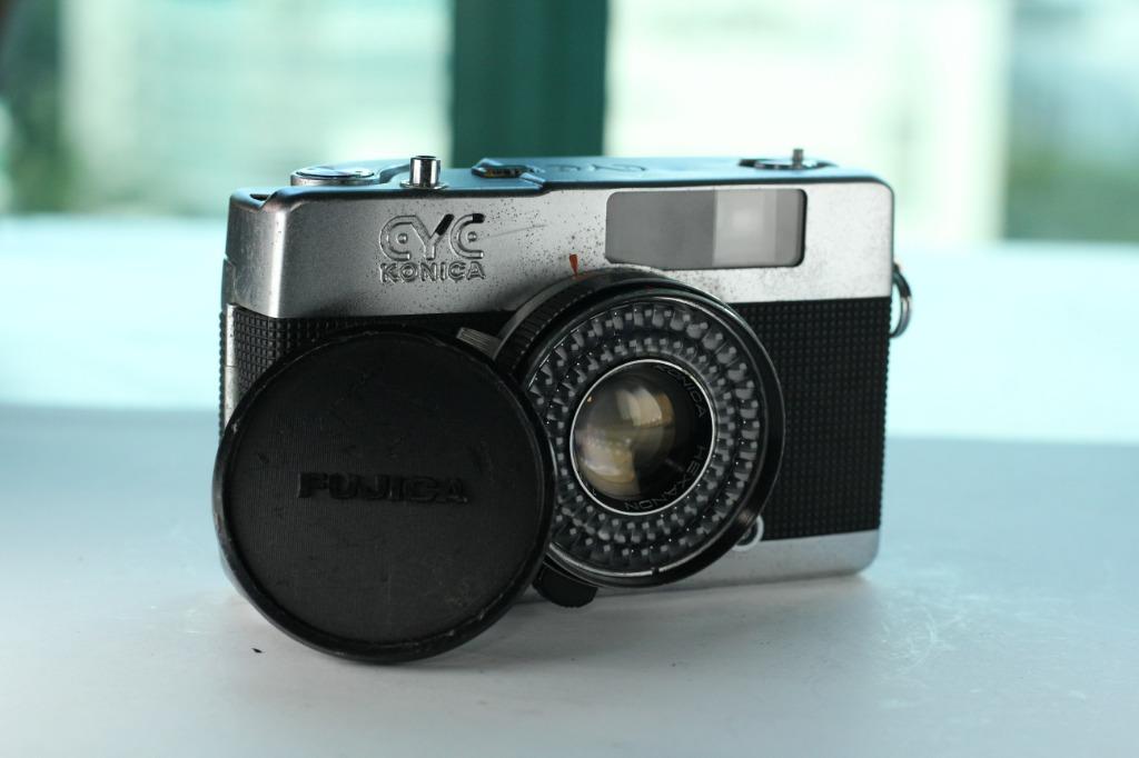 Konica EYE Halfframe Compact PointandShoot Rangefinder Film Camera