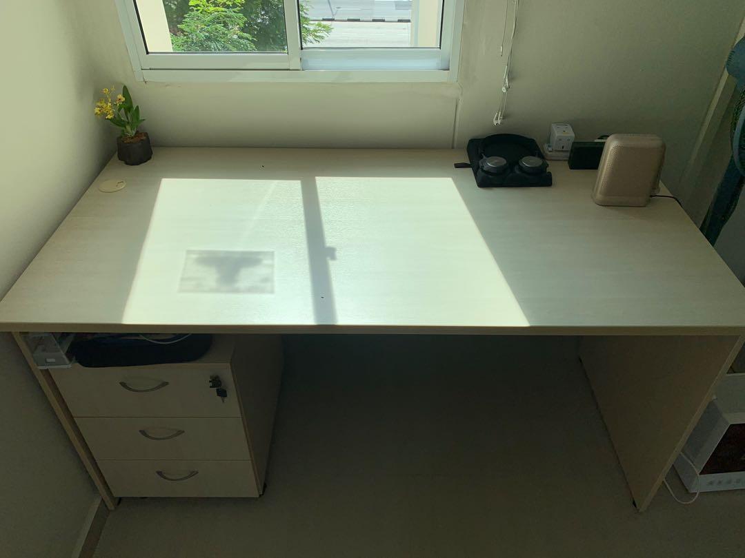 Study Table (Category: Tables & Sets) located in Singapore. Submitted by lersiewteng (Listing ID 287625207, Image 1). Description: If keen, please call me at 8666-6760 59” length 29” breadth.