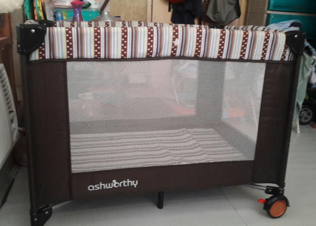 baby crib second hand for sale