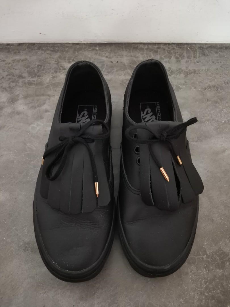 vans ultracush black leather