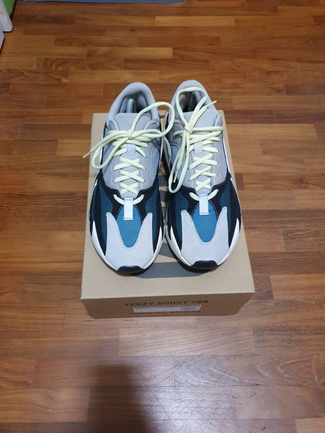 white wave runners