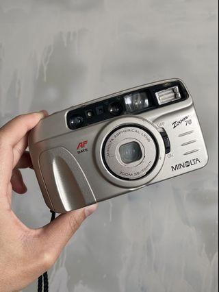 Minolta 35mm Film Camera (Zoom 70)