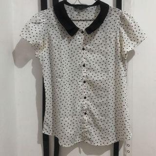 Kemeja Polkadot