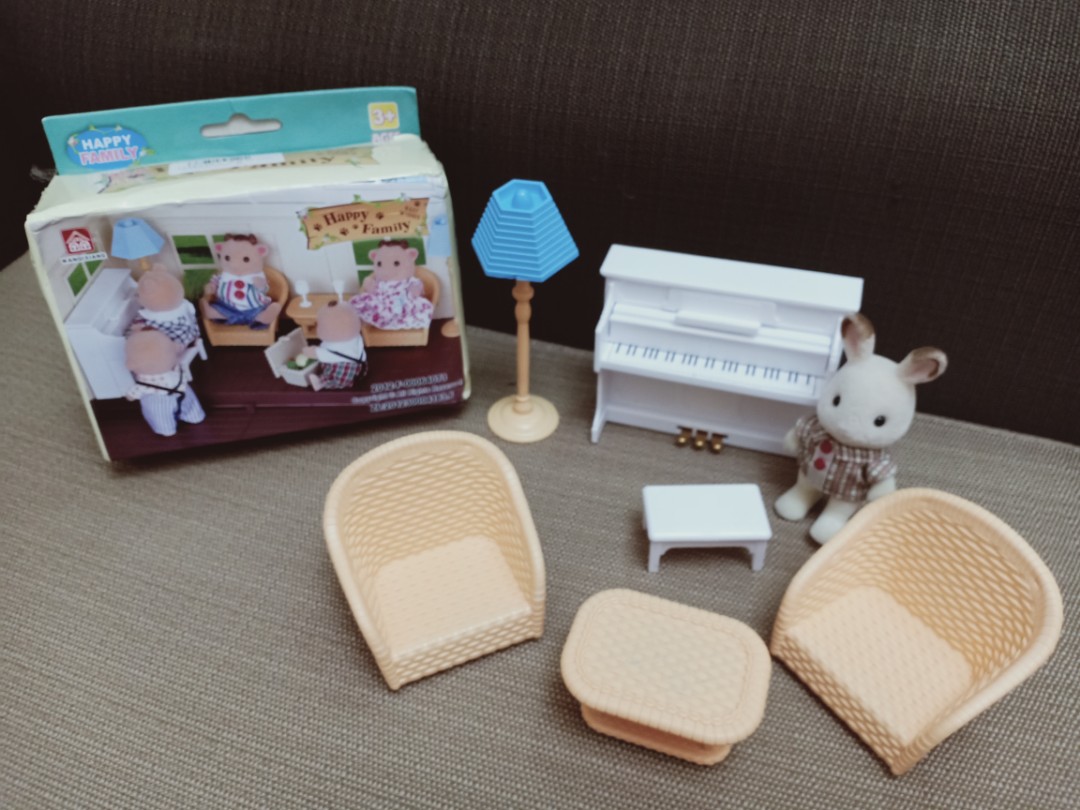 Miniature dollhouse furniture 6pc set