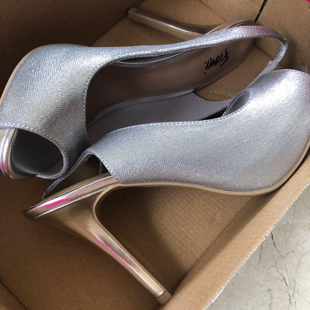 payless shoes silver heels