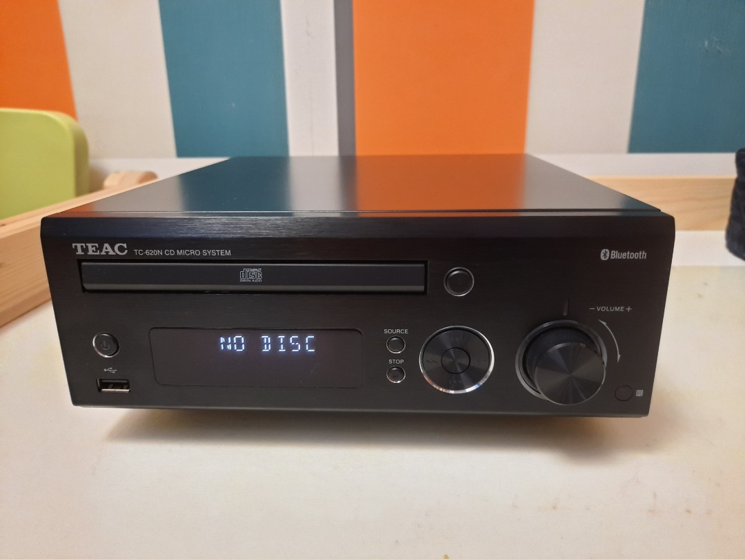 TEAC CD receiver + Bluetooth + Radio Tuner, 電子產品, 錄音器材 Carousell