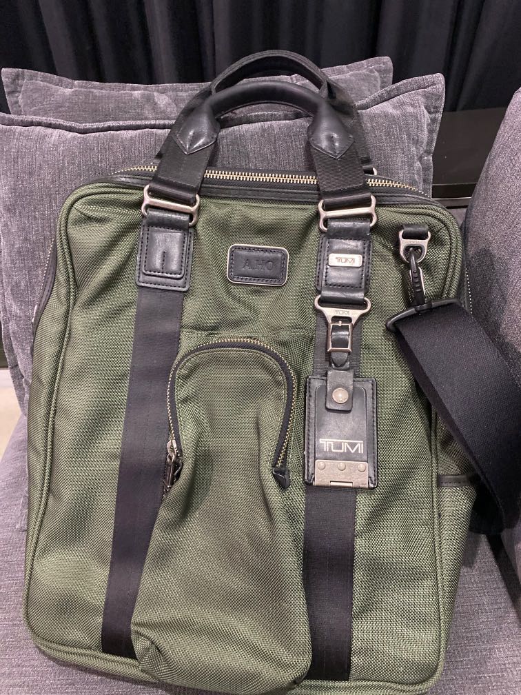 tumi alpha bravo tote
