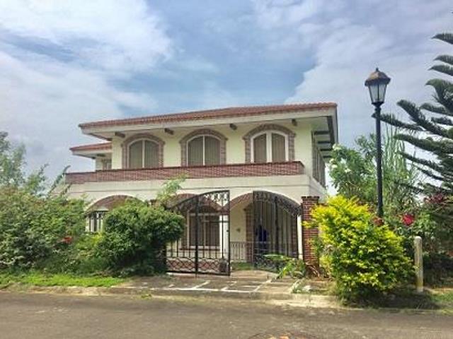 5BR House for Rent in Ayala Greenfield Estates, Calamba ...