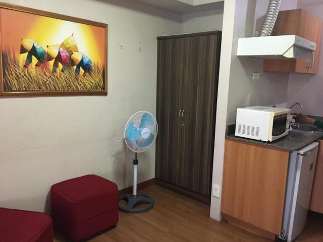 For Rent - Nice Furnished Studio unit at Hampton Gardens in Pasig