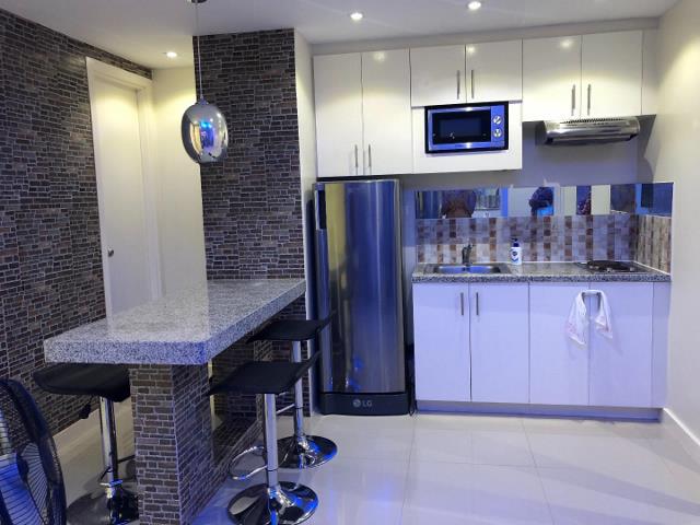 Affordable 2br For 40k At San Lorenzo Place In Makati Near Chino Roces Property Rentals Apartments Condos On Carousell