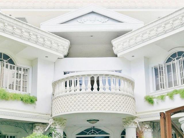 Fully Furnished 2-Storey 7-Bedrooms Guest House - Staff ...