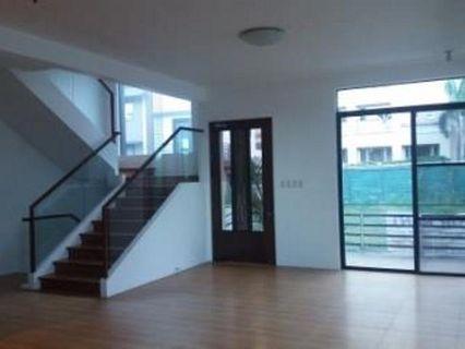 For Rent: 3 Storey Elegant House in Mckinley Hill