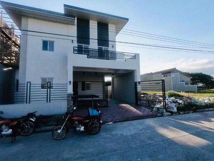 Two Storey House With 4Bedrooms Near Clark Angeles City -70K