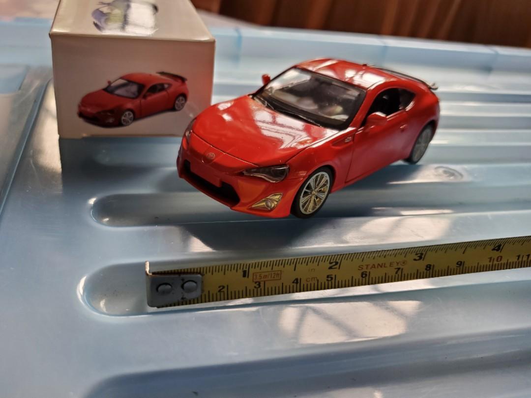 另有白色可供選擇 全新1 34 橙色豐田 Ae86 回力賽車合金模型orange Color Toyota Ae86 Pullback Sport Toys Car 玩具 遊戲類 玩具 Carousell
