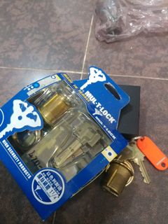 （分類：）位於 。 由 chocolee8200 提交（商品編號 1038680354，圖片 1）。簡介： 。