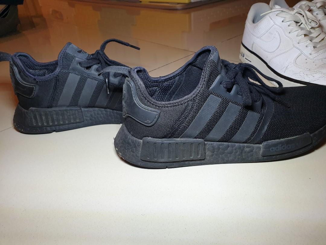 Adidas NMD Boost Triple black, Fesyen Pria, Sepatu , Sneakers di Carousell
