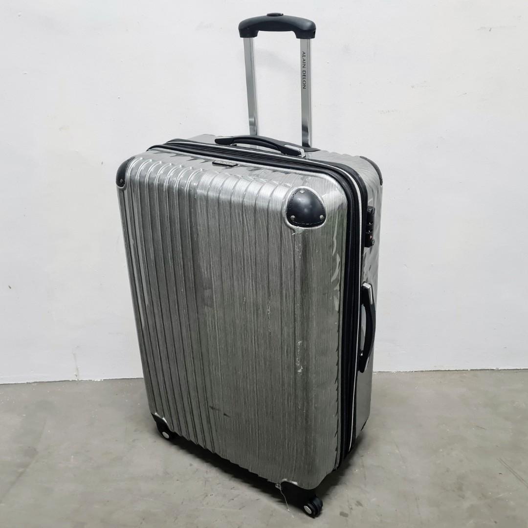 Alain delon store luggage price