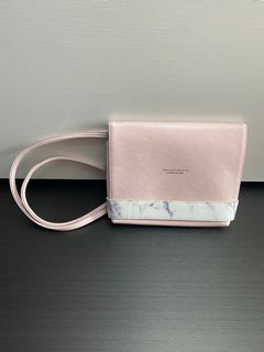 （分類：）位於 。 由 luyanic 提交（商品編號 1038690996，圖片 1）。簡介： 。