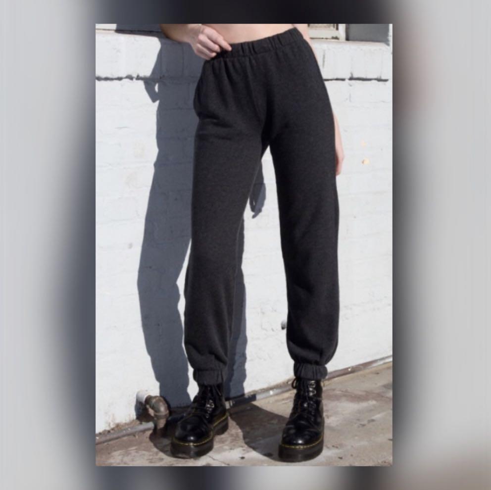 brandy melville rosa sweatpants black