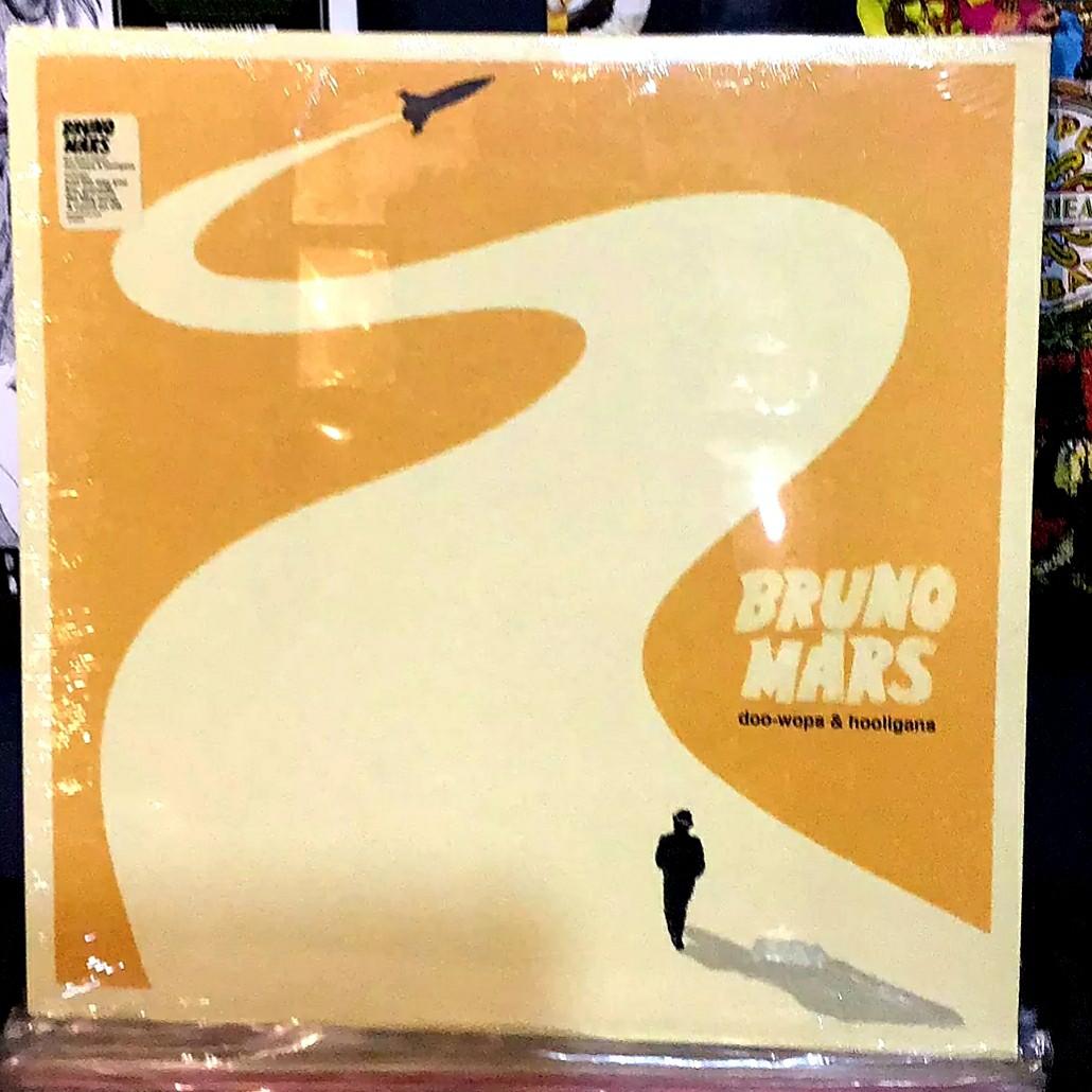 Bruno Mars Doo Wops Hooligans Vinyl Lp Hobbies Toys Music Media Vinyls On Carousell
