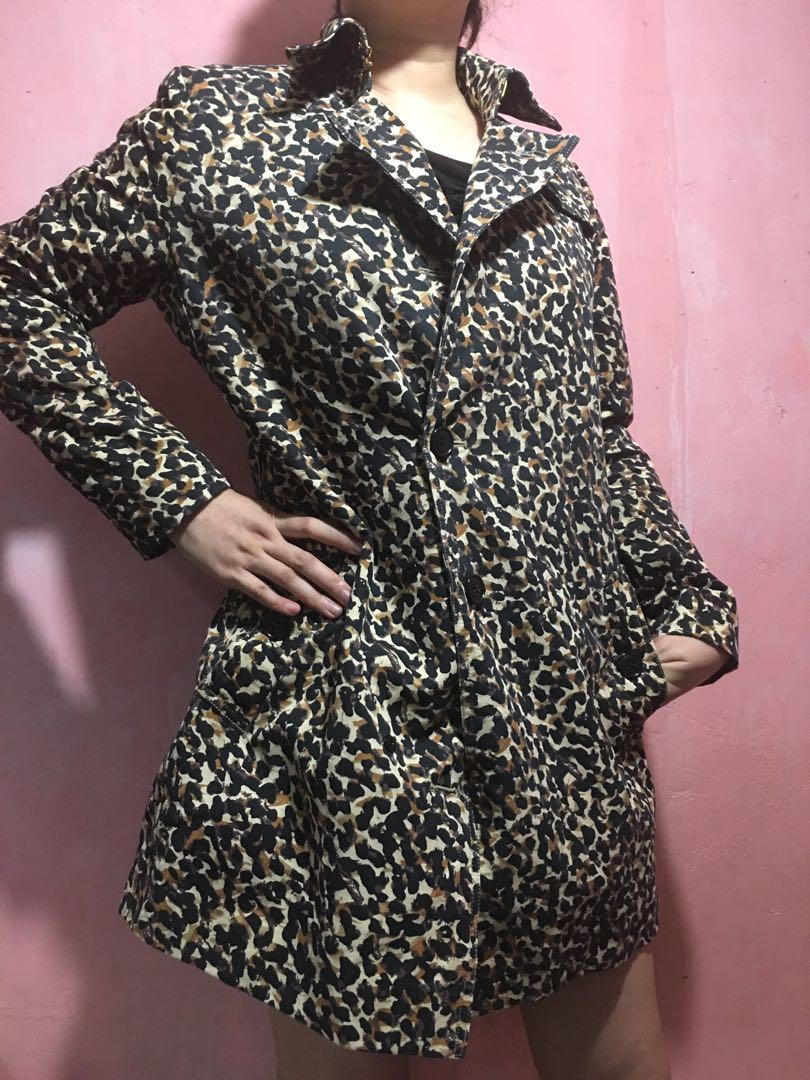 Burberry leopard coat deals