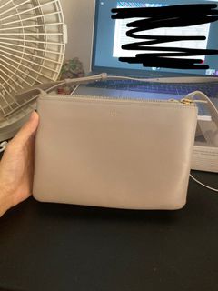 （分類：）位於 。 由 maymaygloria 提交（商品編號 1038750608，圖片 1）。簡介： 。