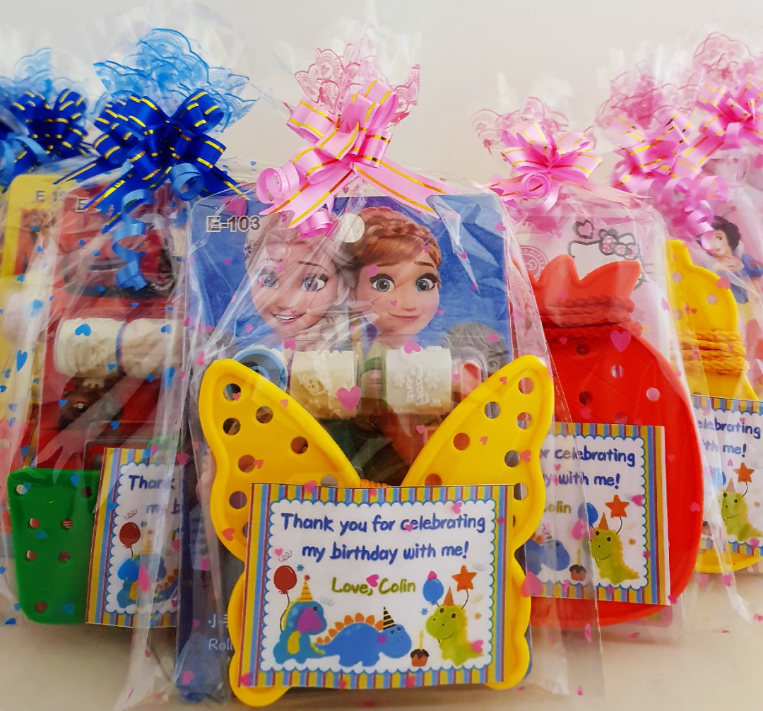 Birthday gift shop bags for toddlers