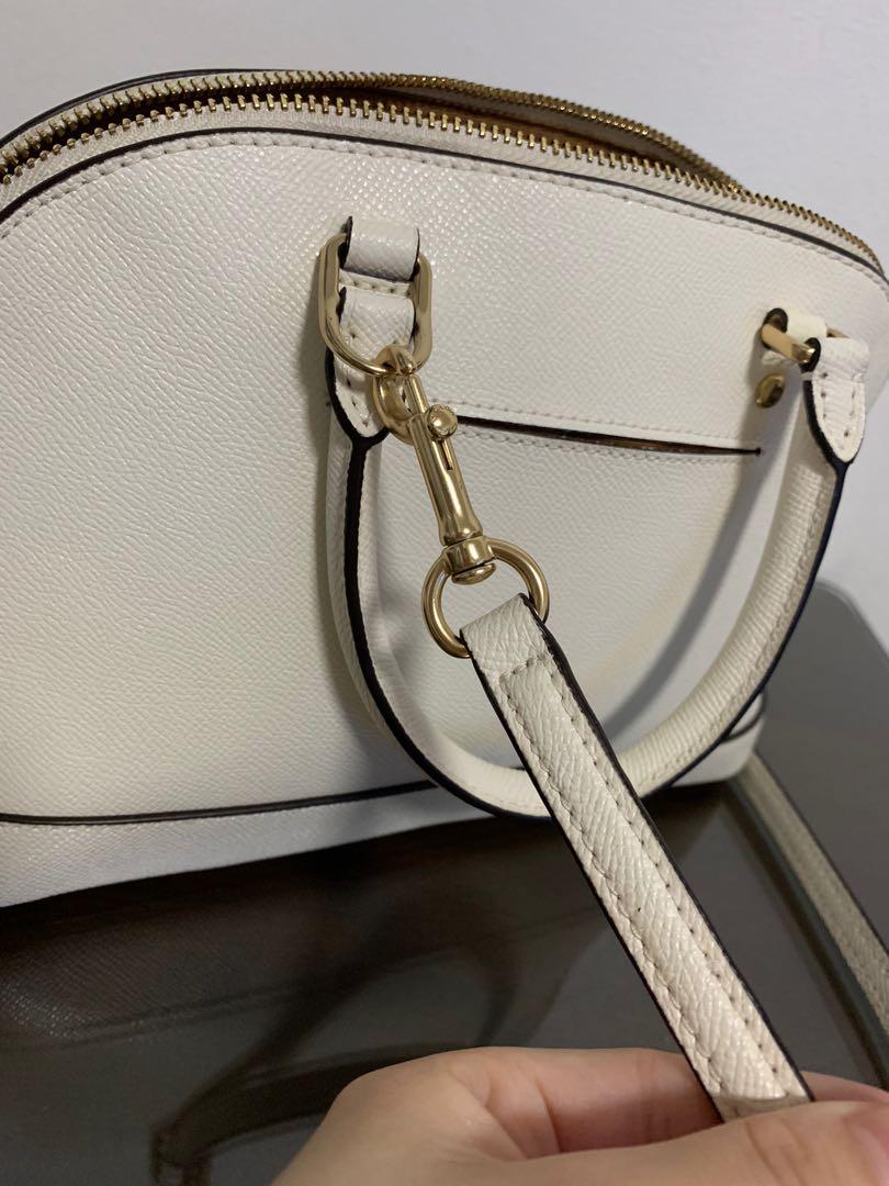 Cartable mini sierra handbag Coach White in Fur - 37398869