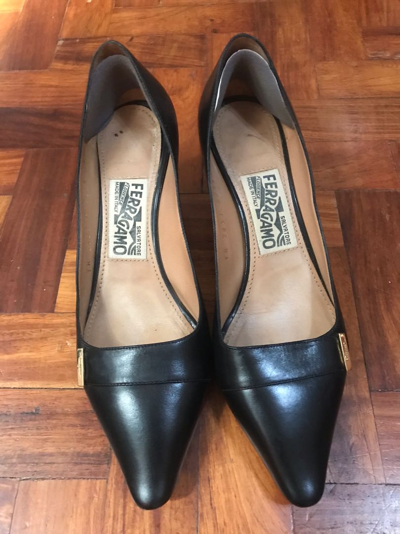 kitten heels