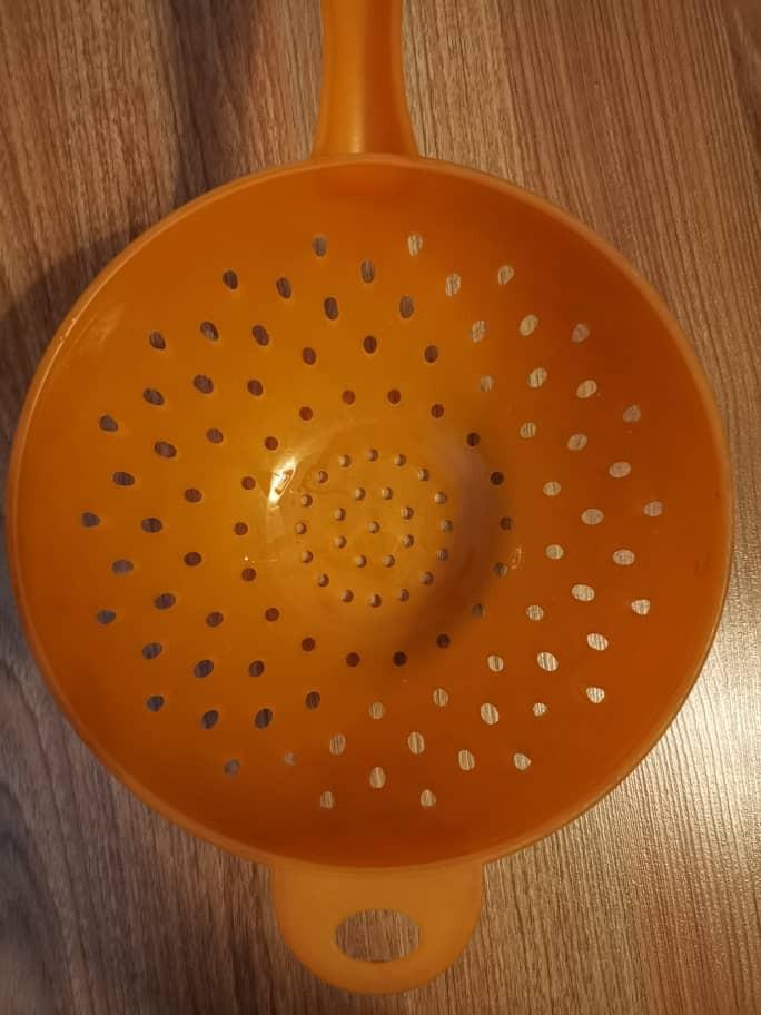 IKEA Colanders, Strainers, Sifters (Sue Pryker), Furniture & Home