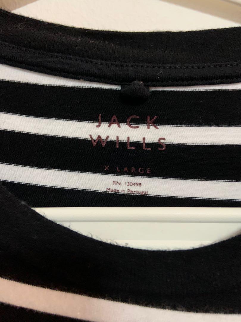 Jack Will Basic Stripe Tee (Category: Tshirts & Polo Shirts) located in Singapore. Submitted by darksnow661 (Listing ID 1038819973, Image 2). Description: Worn twice Size XL Slim cutting Logo on left chest 54cm for chest 72cm for length Negotiable for sincere buyer PM for more info .