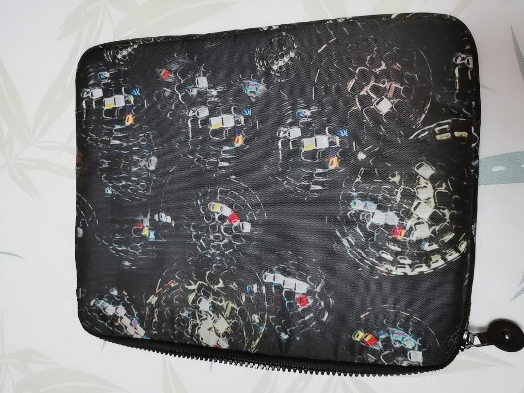 Kipling Ipad Laptop Sleeve Case