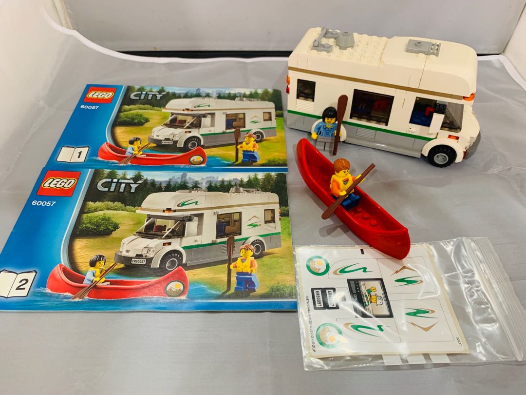 LEGO CITY: Camper Van (60057) Open W/ Instructions