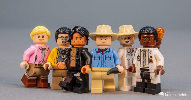 Lego 75936 Jurassic Park T. rex Rampage minifigures Alan Grant