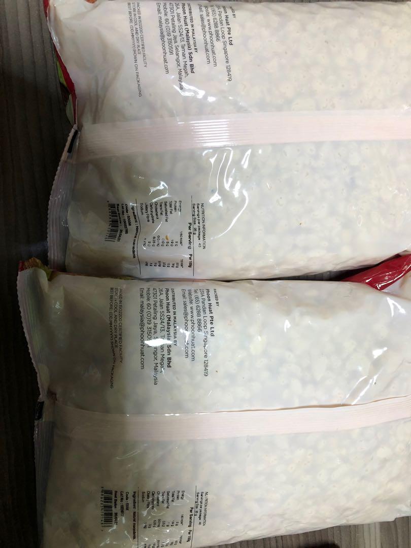 Macadamia Nut expiry 20/4/21, Food & Drinks, Packaged & Instant Food on