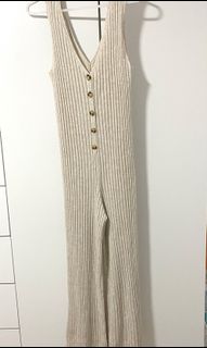 (Category: ) located in . Submitted by thriftwithme (Listing ID 1038765160, Image 1). Description: .