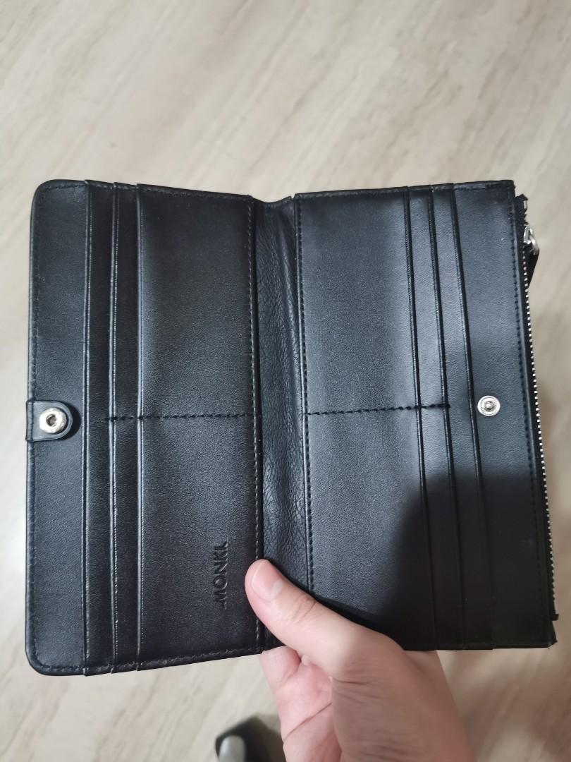 Monki wallet hologram