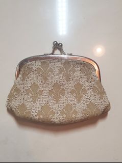 （分類：）位於 。 由 beebeesiupo 提交（商品編號 1038717543，圖片 1）。簡介： 。