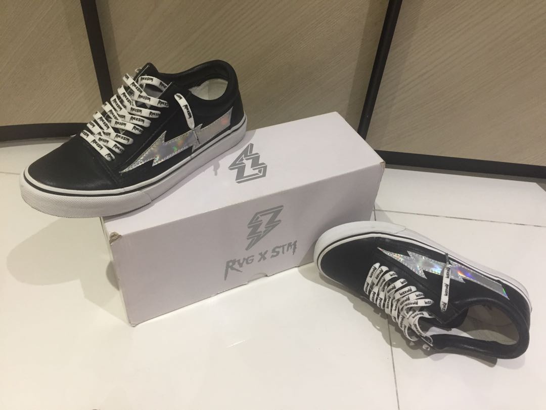 revenge storm shoe laces