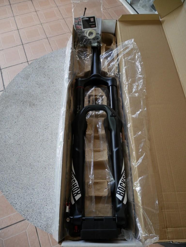 Rockshox Yari RC 160mm 27.5 15x100mm Non Boost