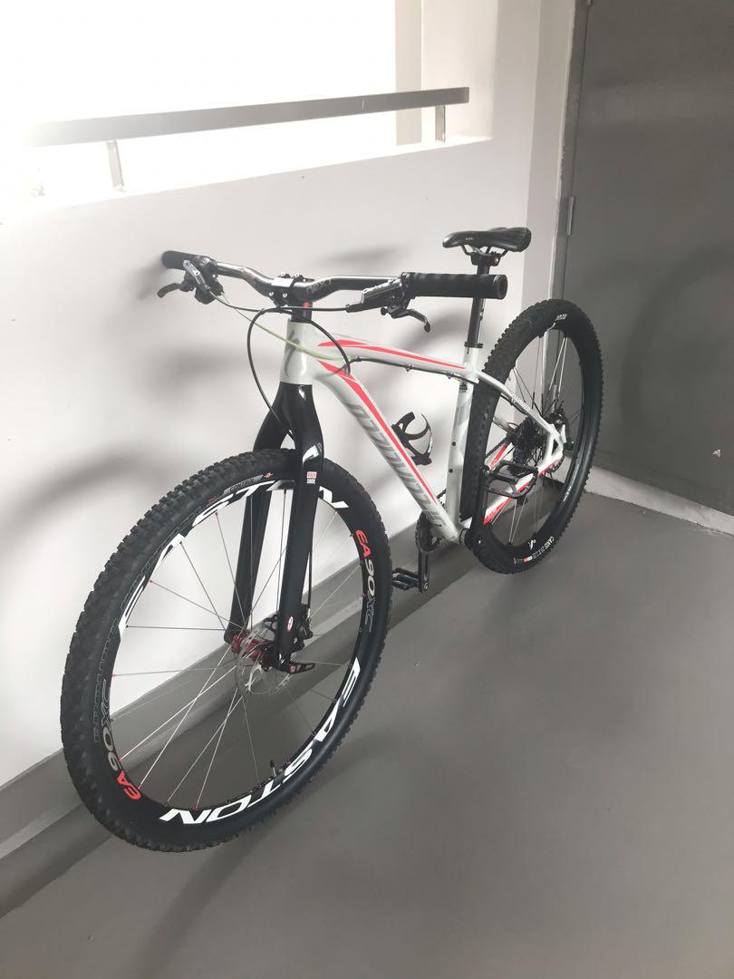 29er M Specialized Crave Pro rocket red Rigid config