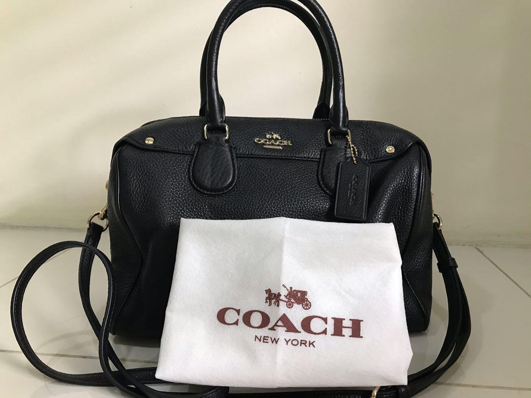 100% Authentic COACH Bennett Satchel (Imitation Gold/ black) in Pebble  Leather F36672, Women's Fashion, Bags & Wallets, Purses & Pouches on  Carousell
