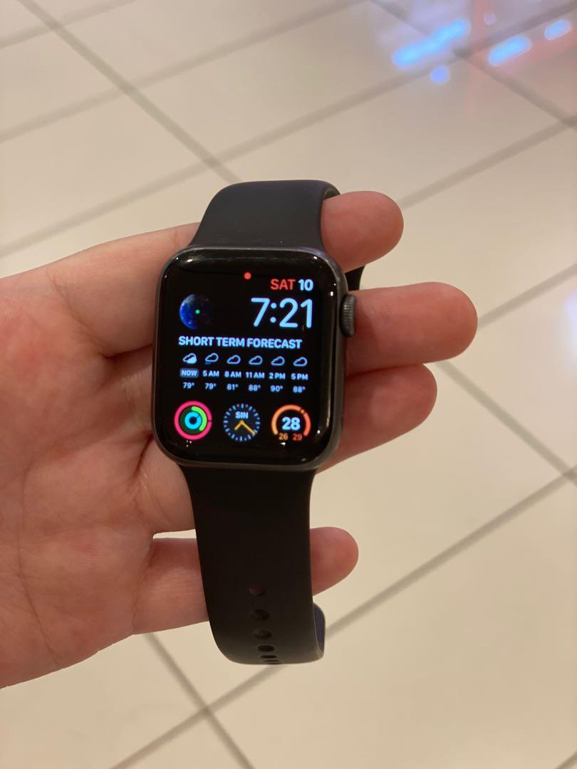 Apple series 4 cheap watch gps only