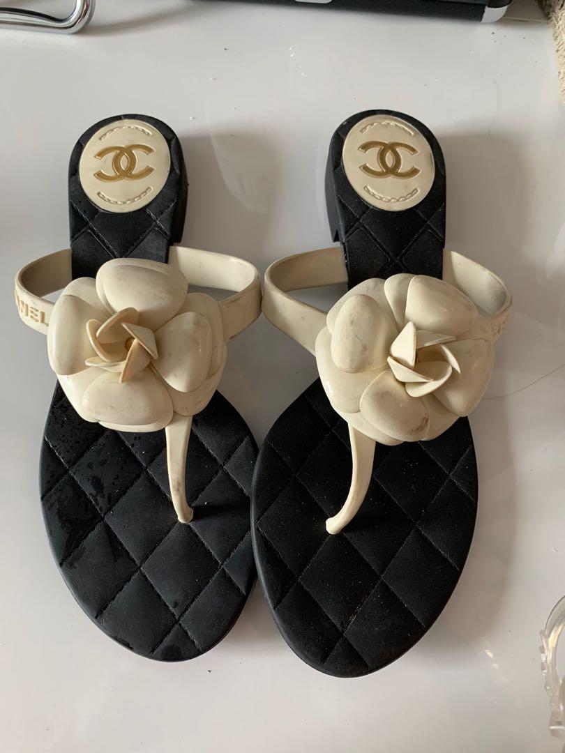 chanel jelly sandals 2020