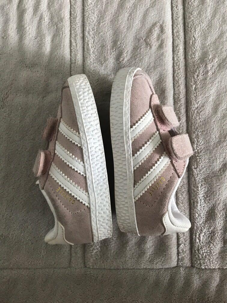 Childrens discount adidas gazelle