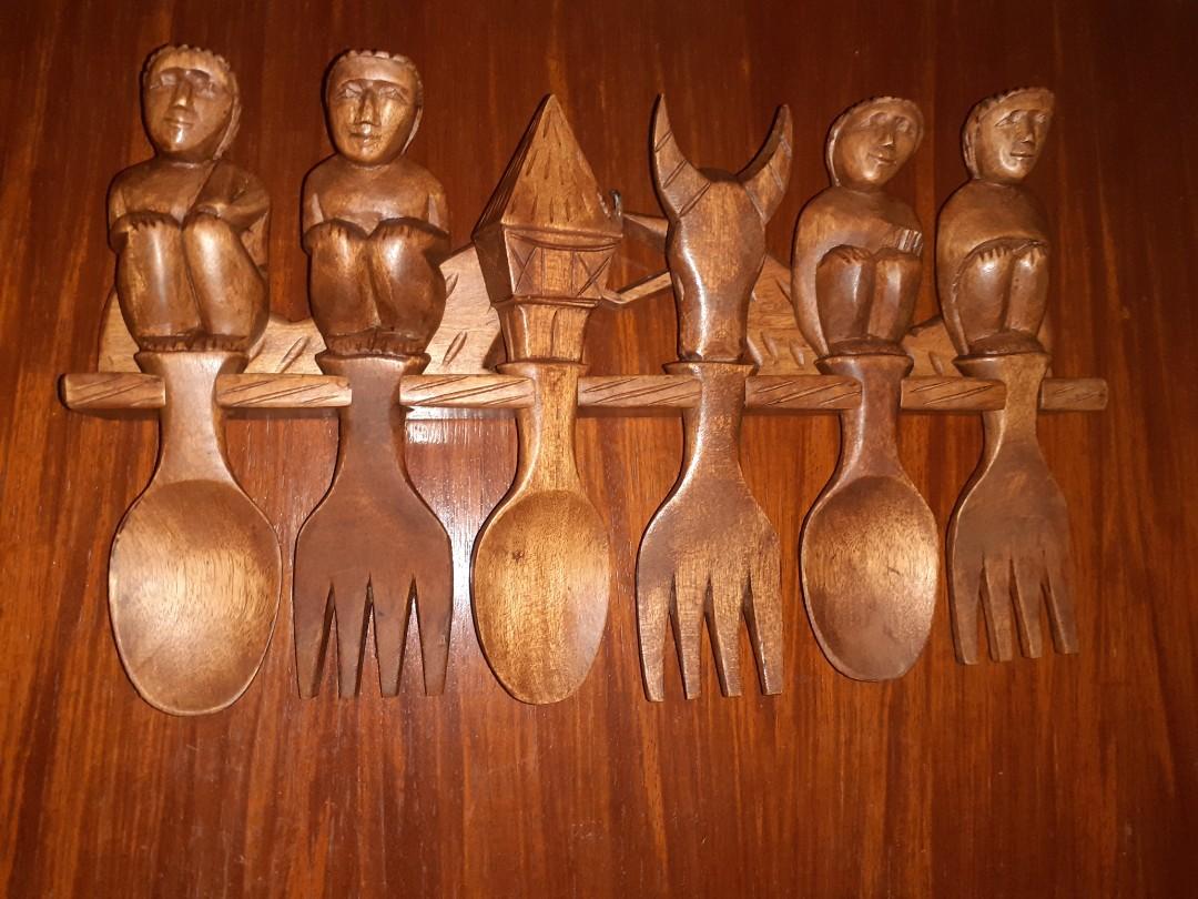 Baguio wood carving spoon and fork, Hobbies & Toys, Memorabilia