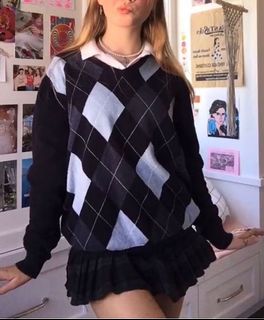 (Category: ) located in . Submitted by clothesofandrea (Listing ID 1040753296, Image 1). Description: .